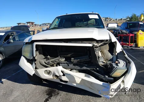 2008 Ford Expedition Limited из США, поврежденный, VIN 1FMFU20528LA47879